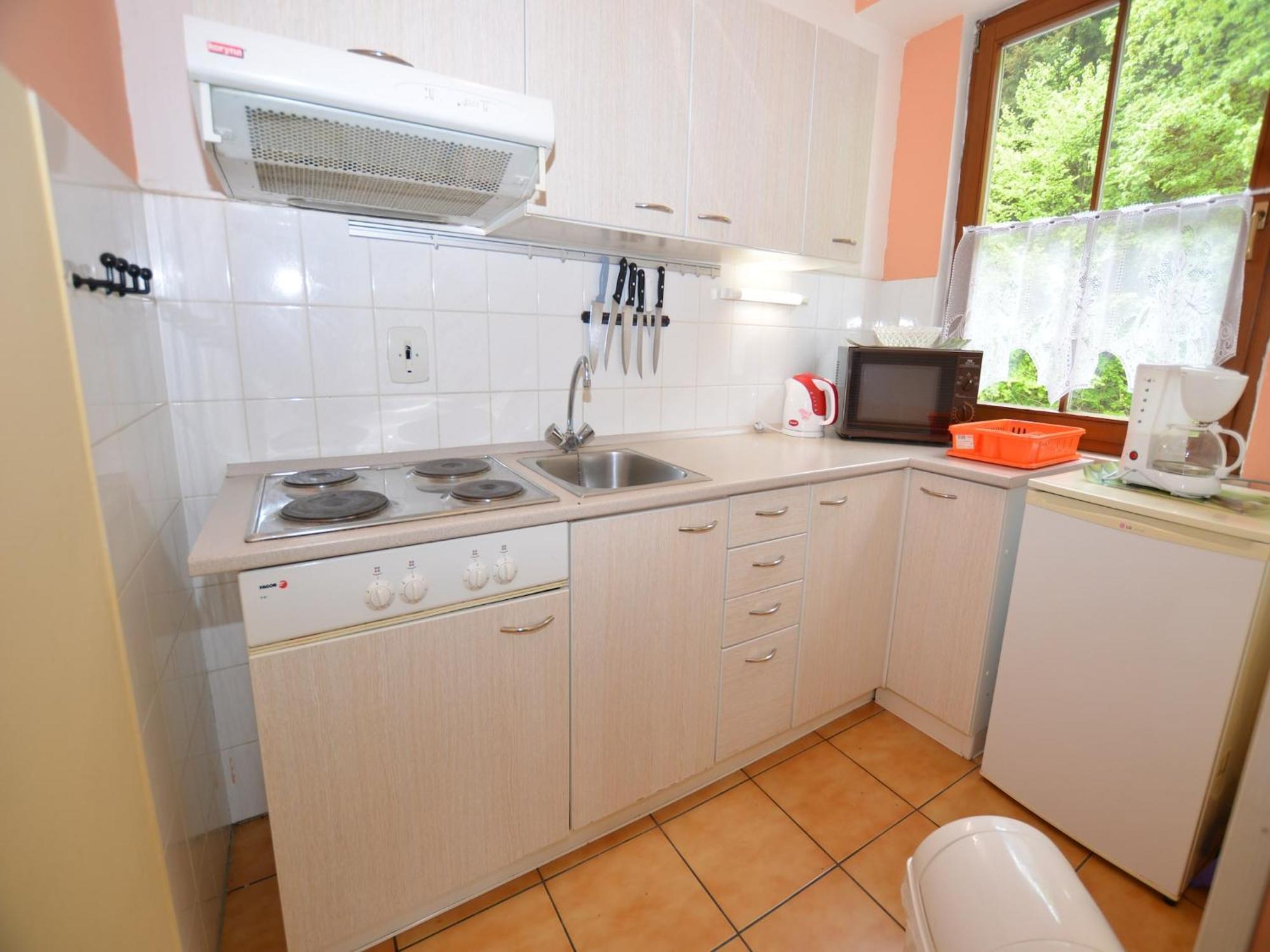 Snug Apartment In Jachymov Near Ski Area Exteriér fotografie