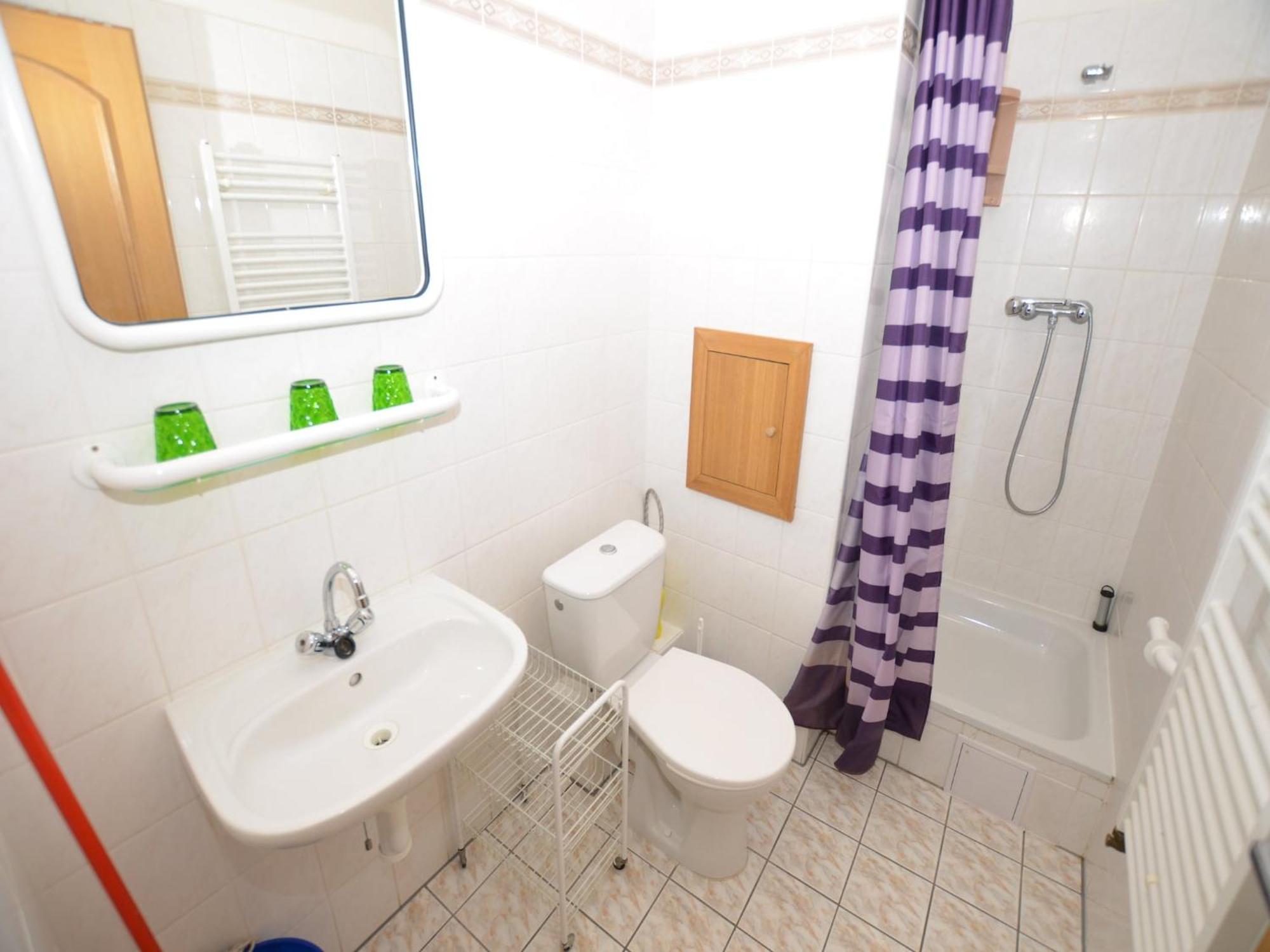 Snug Apartment In Jachymov Near Ski Area Exteriér fotografie