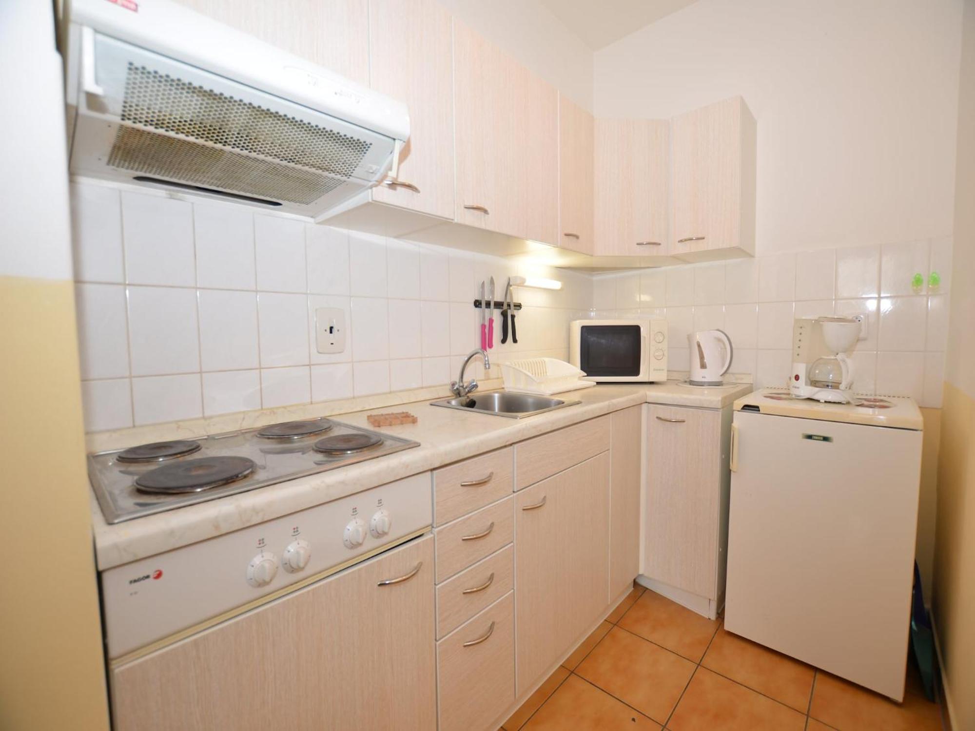 Snug Apartment In Jachymov Near Ski Area Exteriér fotografie