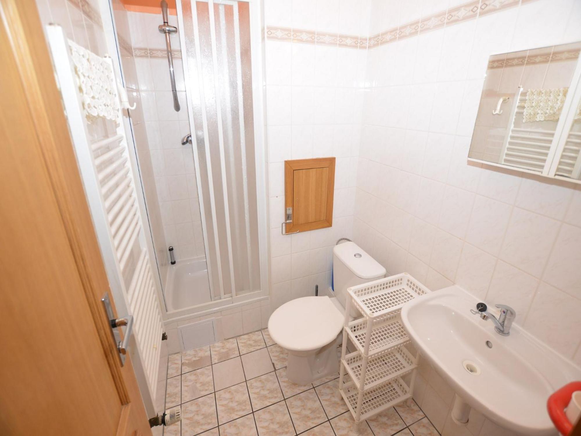 Snug Apartment In Jachymov Near Ski Area Exteriér fotografie